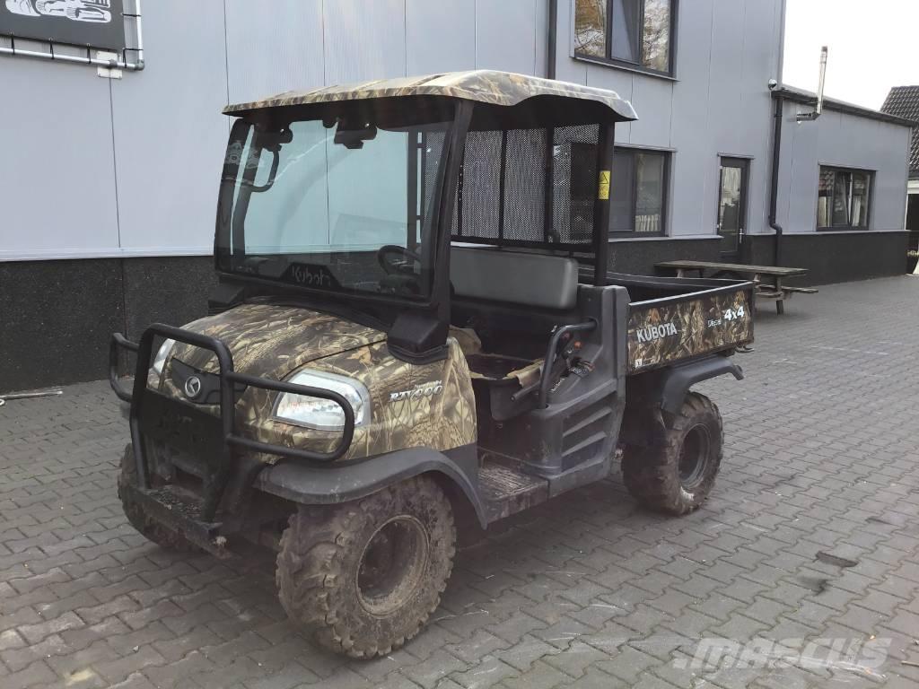 Kubota RTV 900 高爾夫球車