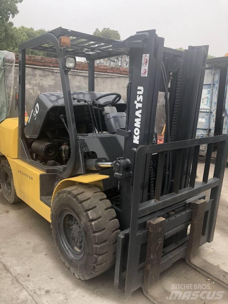 Komatsu 5 Ton 柴油卡車