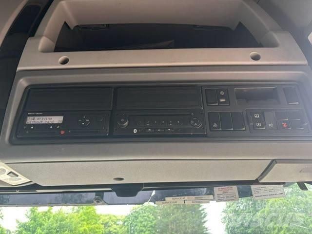 Renault C 460 曳引機組件