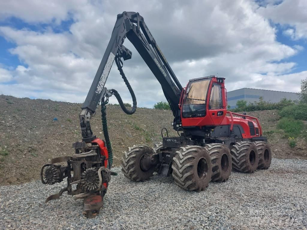 Komatsu 931XC-2 收穫機