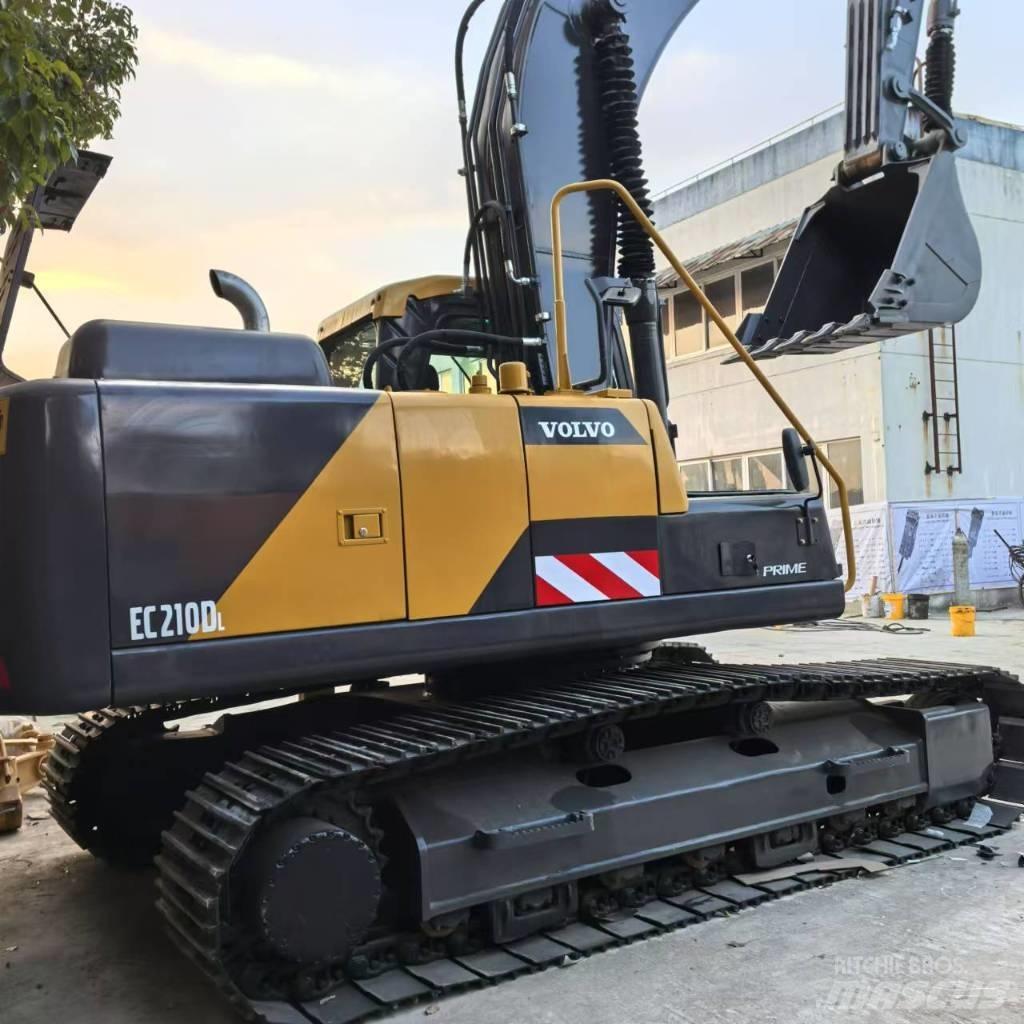 Volvo EC 210 D 中型挖土機/掘鑿機/挖掘機 7t-12t