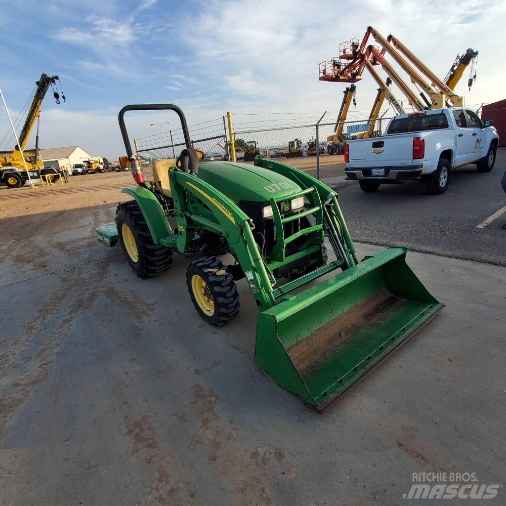 John Deere 3203 小型曳引機