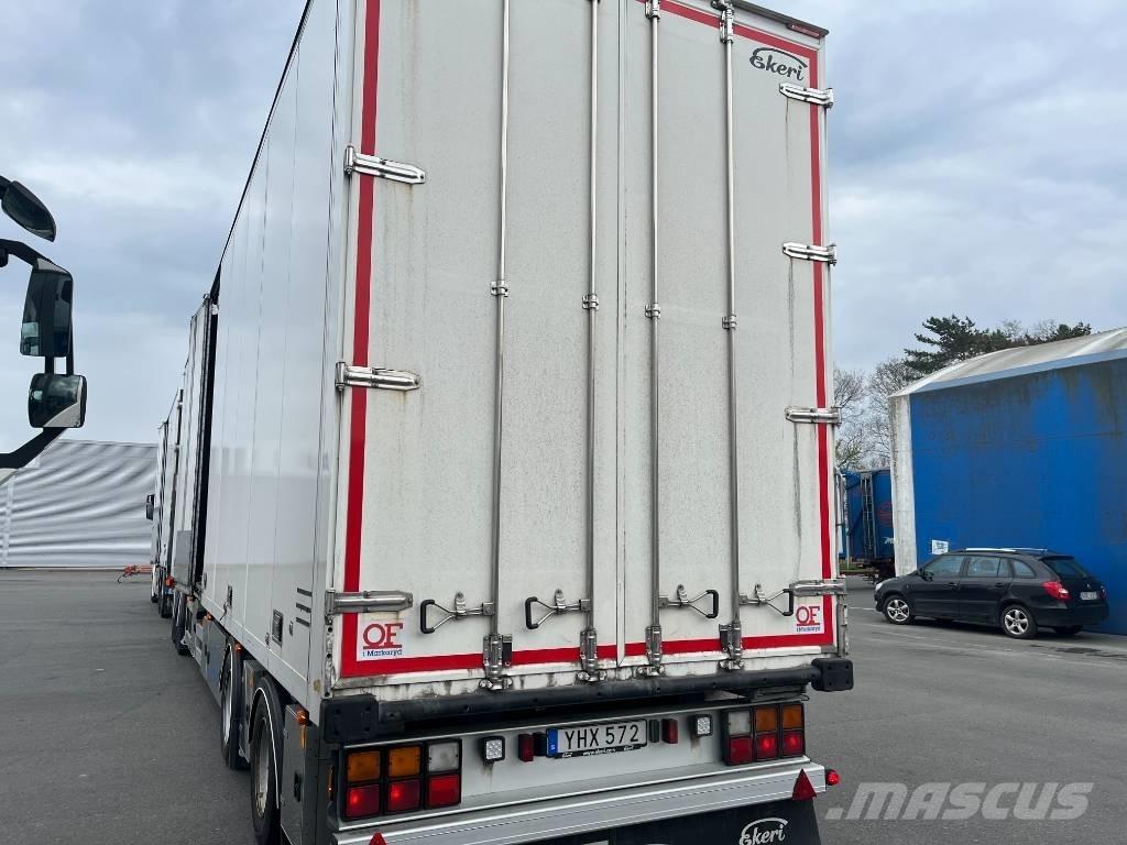 Ekeri X 箱體拖車