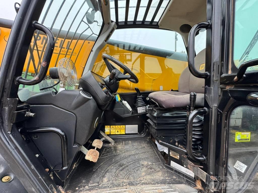 JCB 540-170 伸縮臂操作車