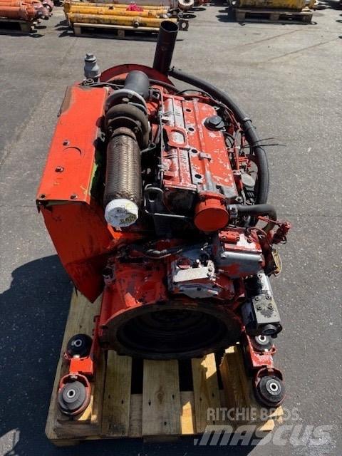Deutz BF4M 1012 引擎/發動機