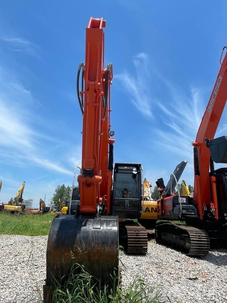 Hitachi ZX200 履帶式 挖土機/掘鑿機/挖掘機