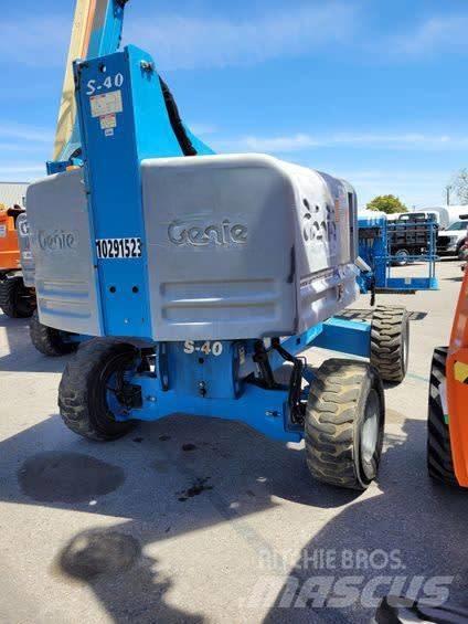 Genie S 40 伸縮臂高空作業車