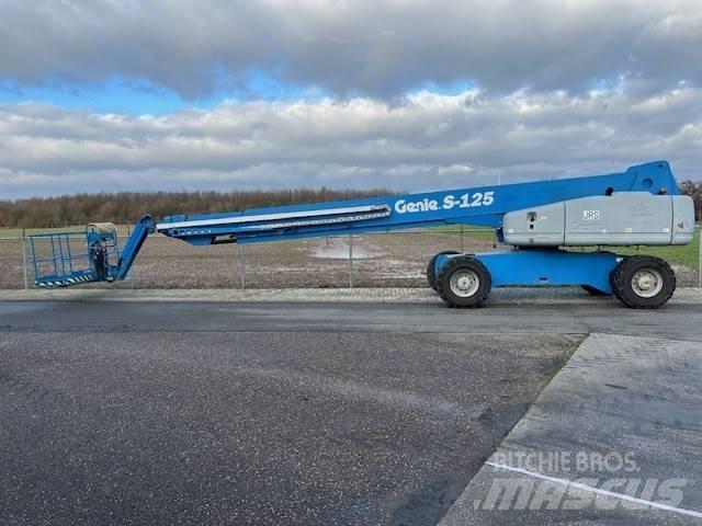 Genie S 125 伸縮臂高空作業車