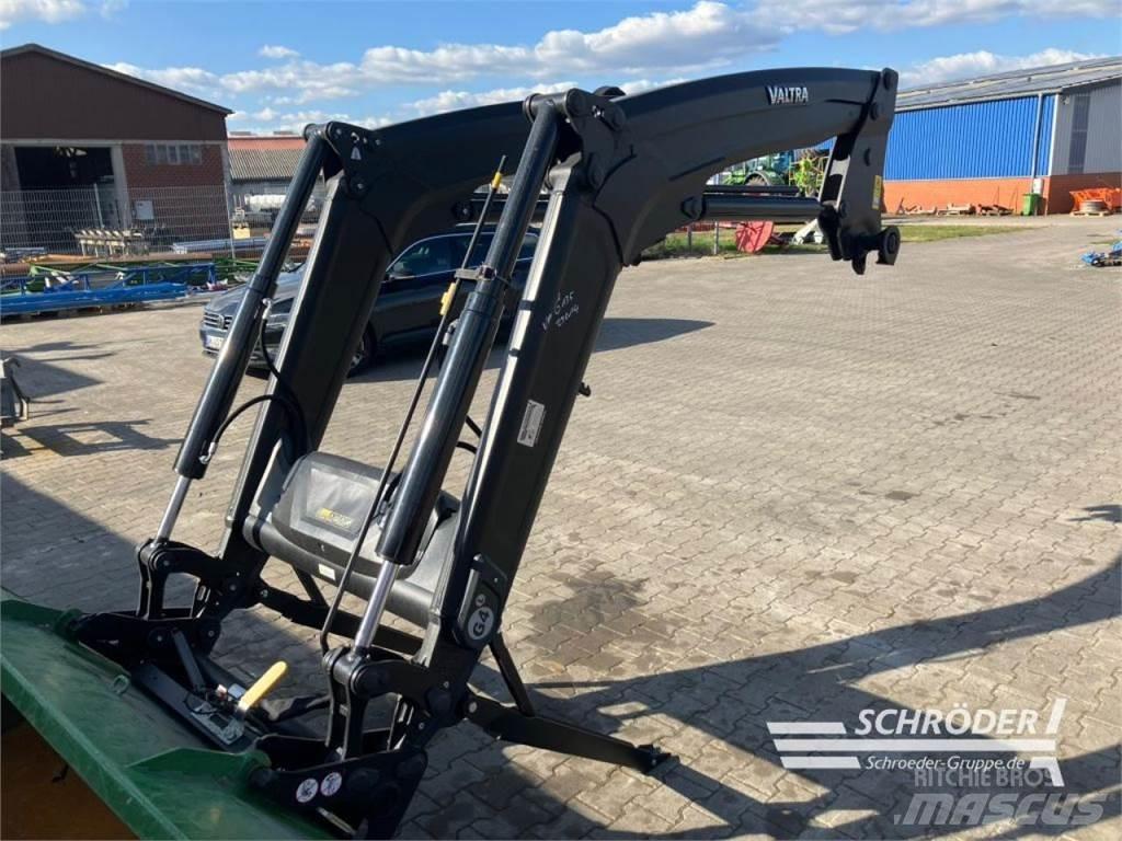 Ålö G4 L 前端裝載機和挖掘機