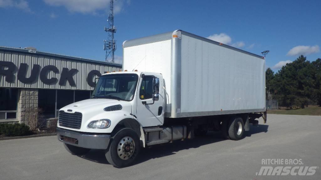 Freightliner M2 106 貨箱式卡車