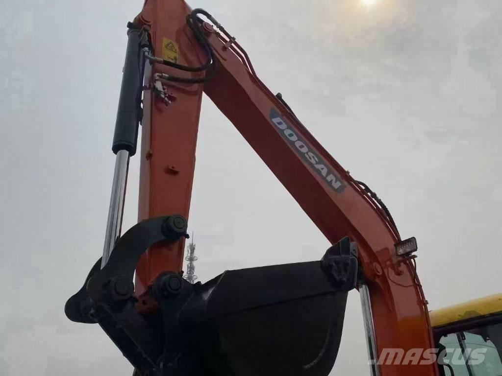 Doosan DX 60 履帶式 挖土機/掘鑿機/挖掘機