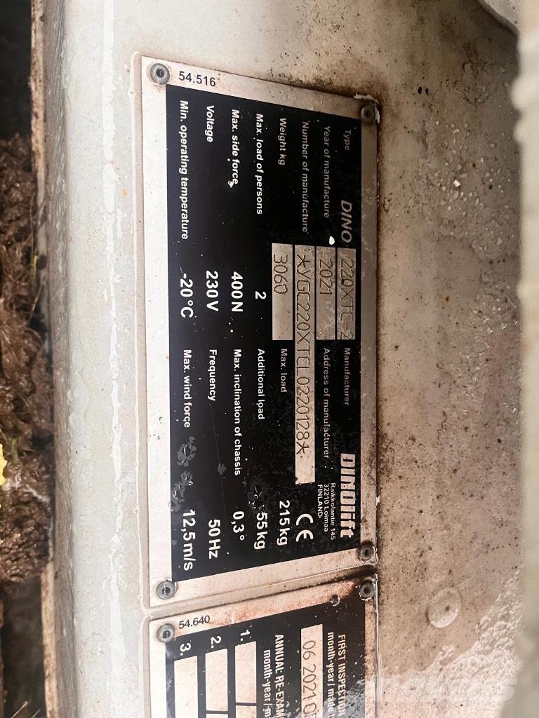 Dino 220 XTC 曲臂高空作業車