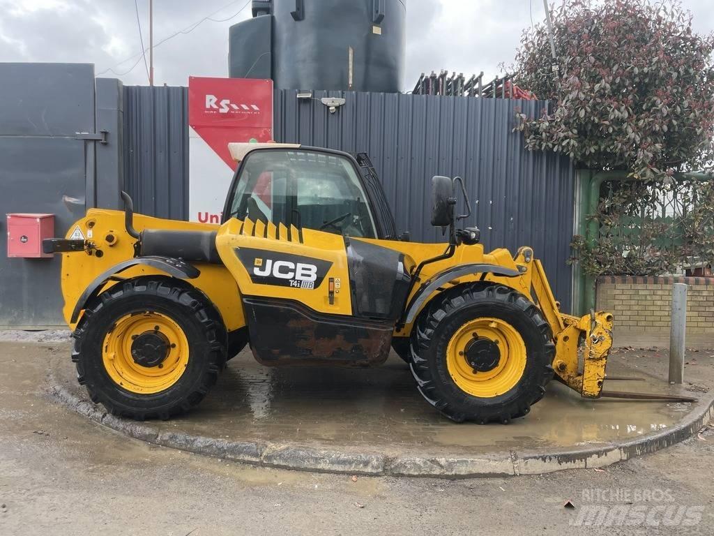 JCB 531-70 伸縮臂操作車