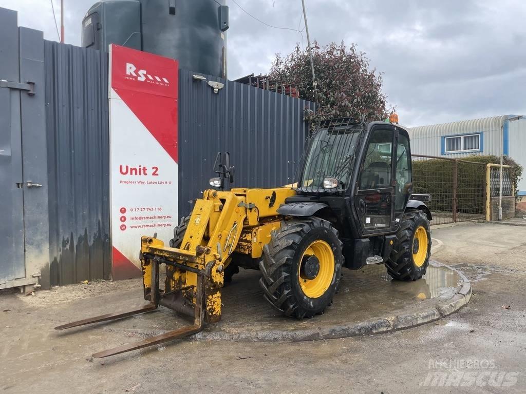 JCB 531-70 伸縮臂操作車