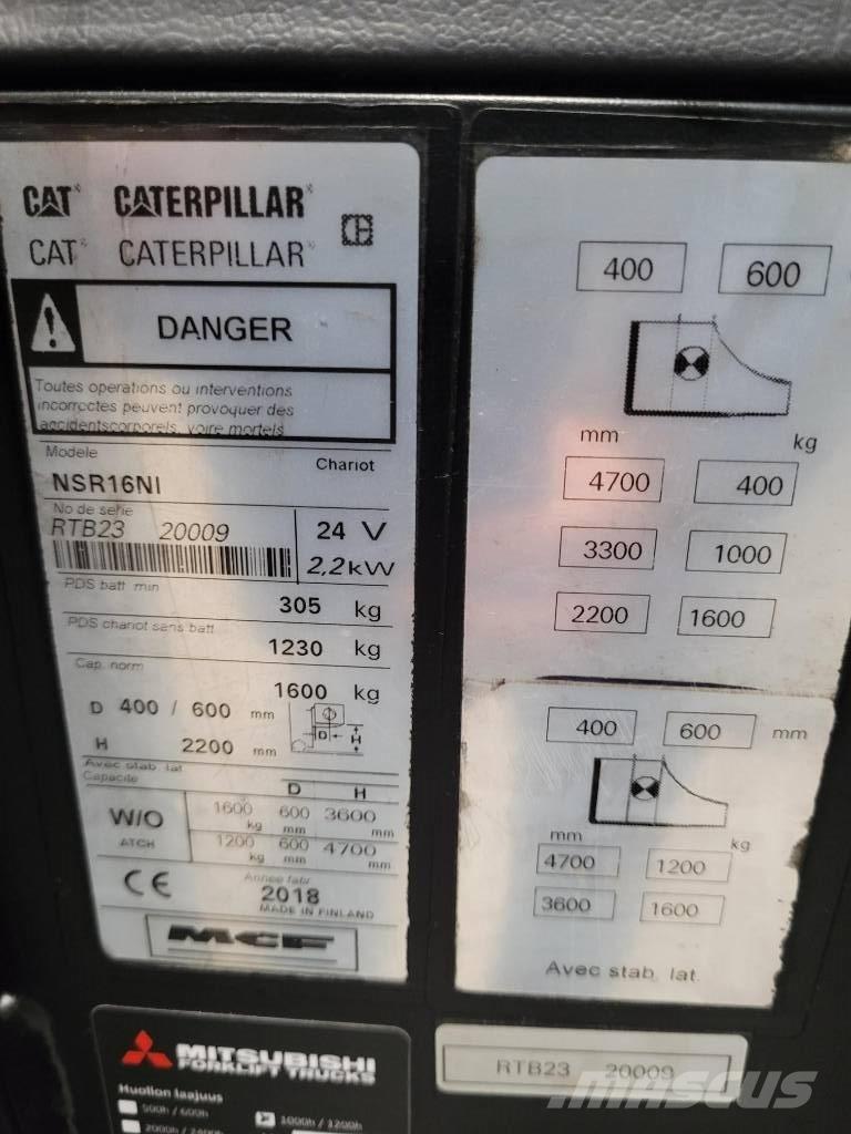 CAT NSR 16NI 自走式堆積機