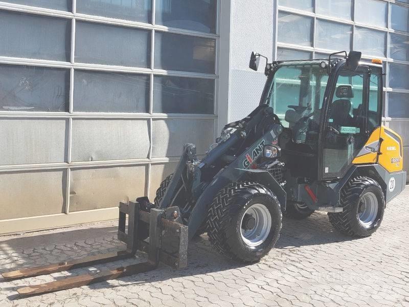 Giant G 3500 X-Tra 滑移轉向裝載機