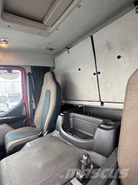 Volvo FE 320 運輸車輛