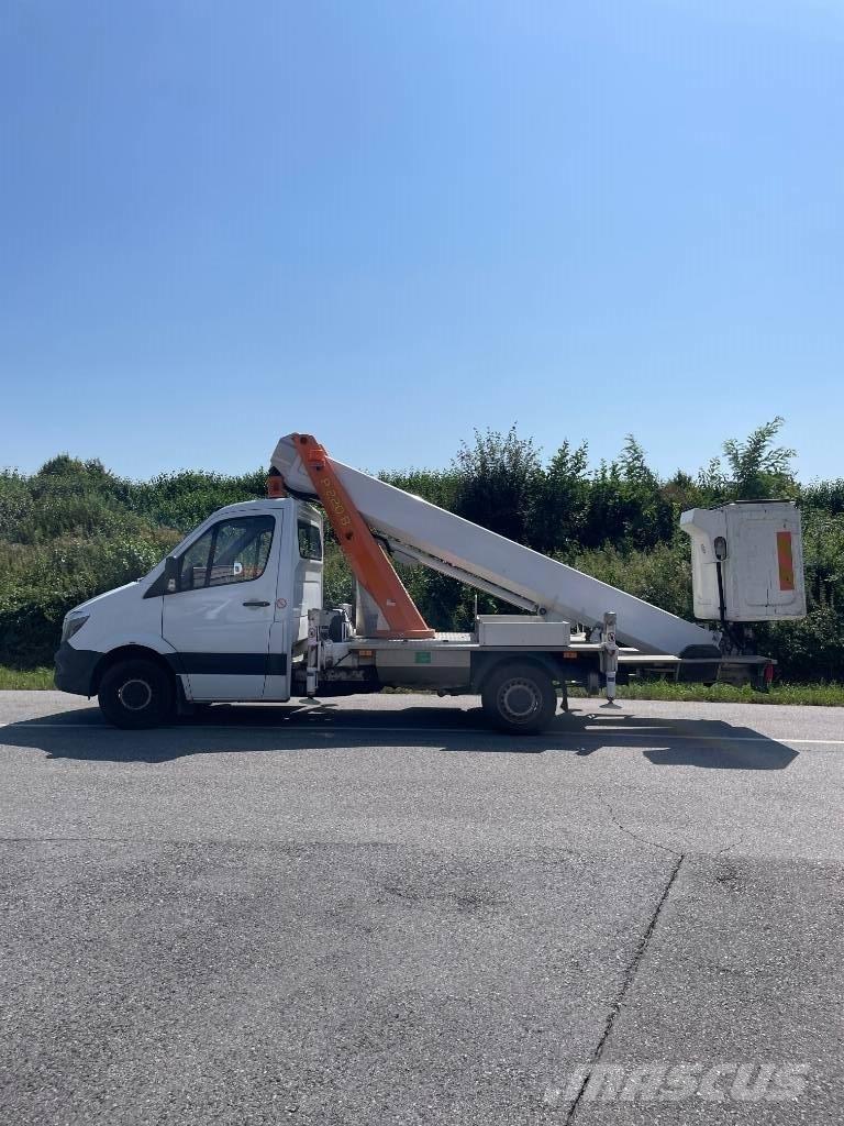 Palfinger P 220 B 卡車裝載高空作業車