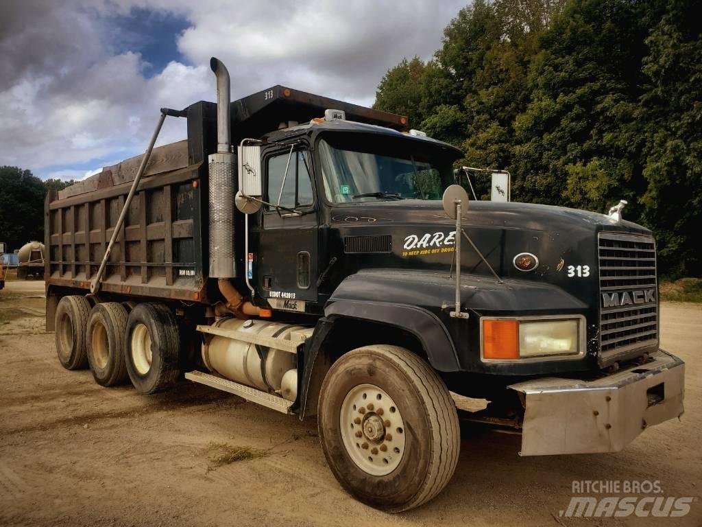 Mack CL713 傾卸式卡車