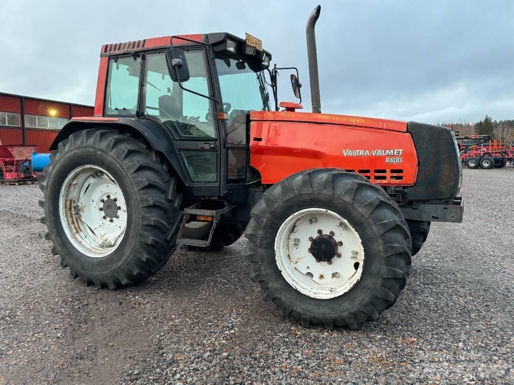 Valtra Valmet 8400 曳引機
