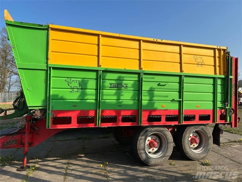 Fortschritt T 088 肥料撒布機