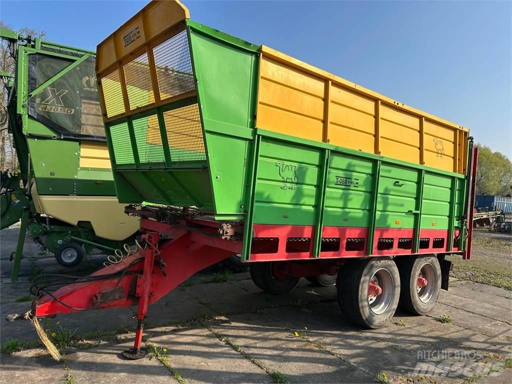 Fortschritt T 088 肥料撒布機
