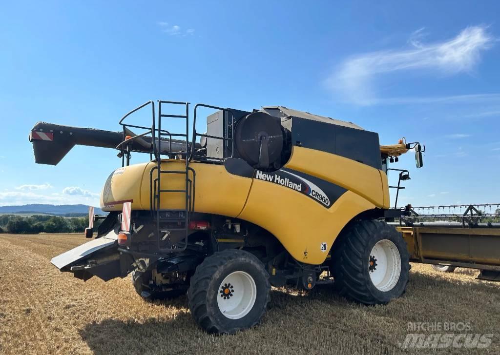 New Holland CR 960 聯合收穫機