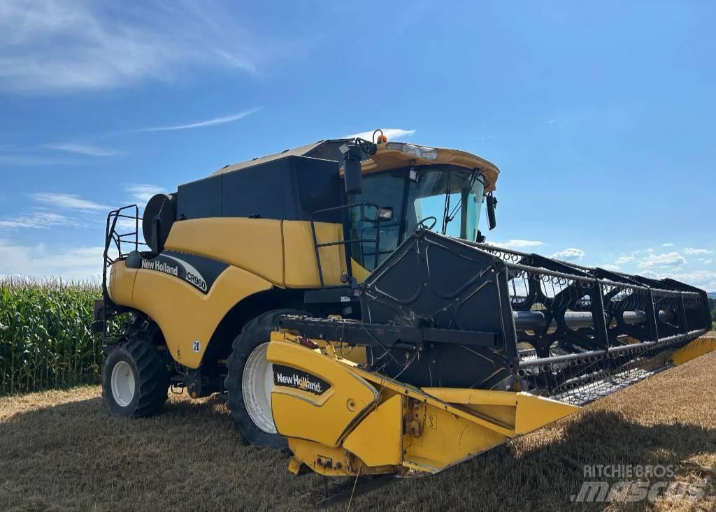 New Holland CR 960 聯合收穫機