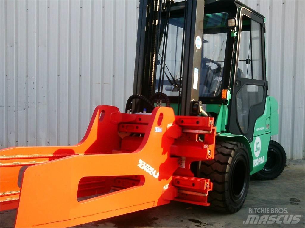 Mitsubishi FD30NTD 柴油卡車
