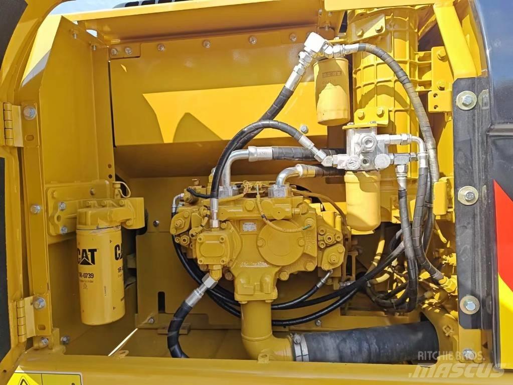 CAT 320 D2 履帶式 挖土機/掘鑿機/挖掘機