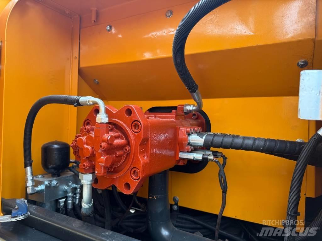 Hyundai 305LC-9T 履帶式 挖土機/掘鑿機/挖掘機