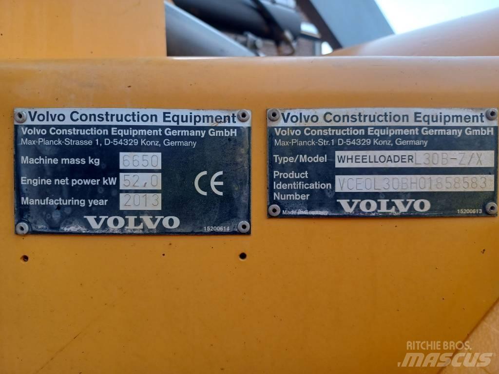 Volvo L 30 B 輪胎式裝載機