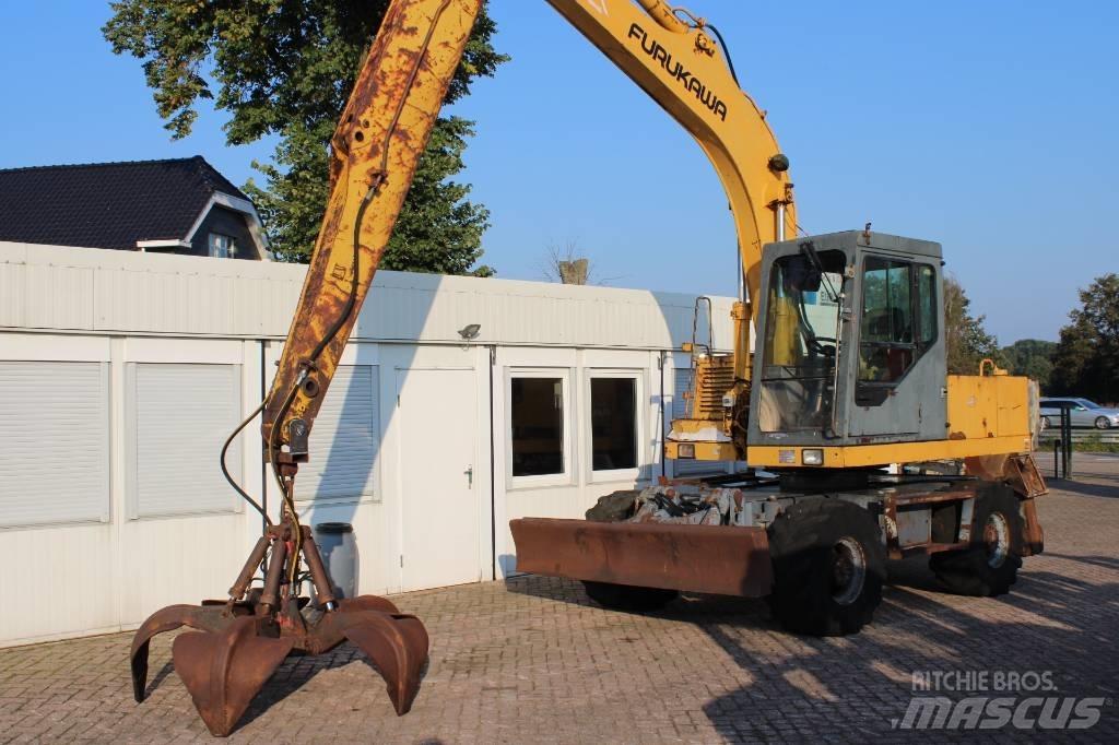 Furukawa W 630 E 旋轉式挖土機/掘鑿機/挖掘機