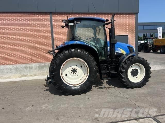 New Holland T6010 曳引機