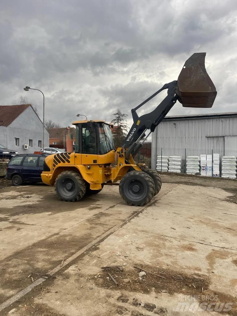 Volvo L 40 B 輪胎式裝載機