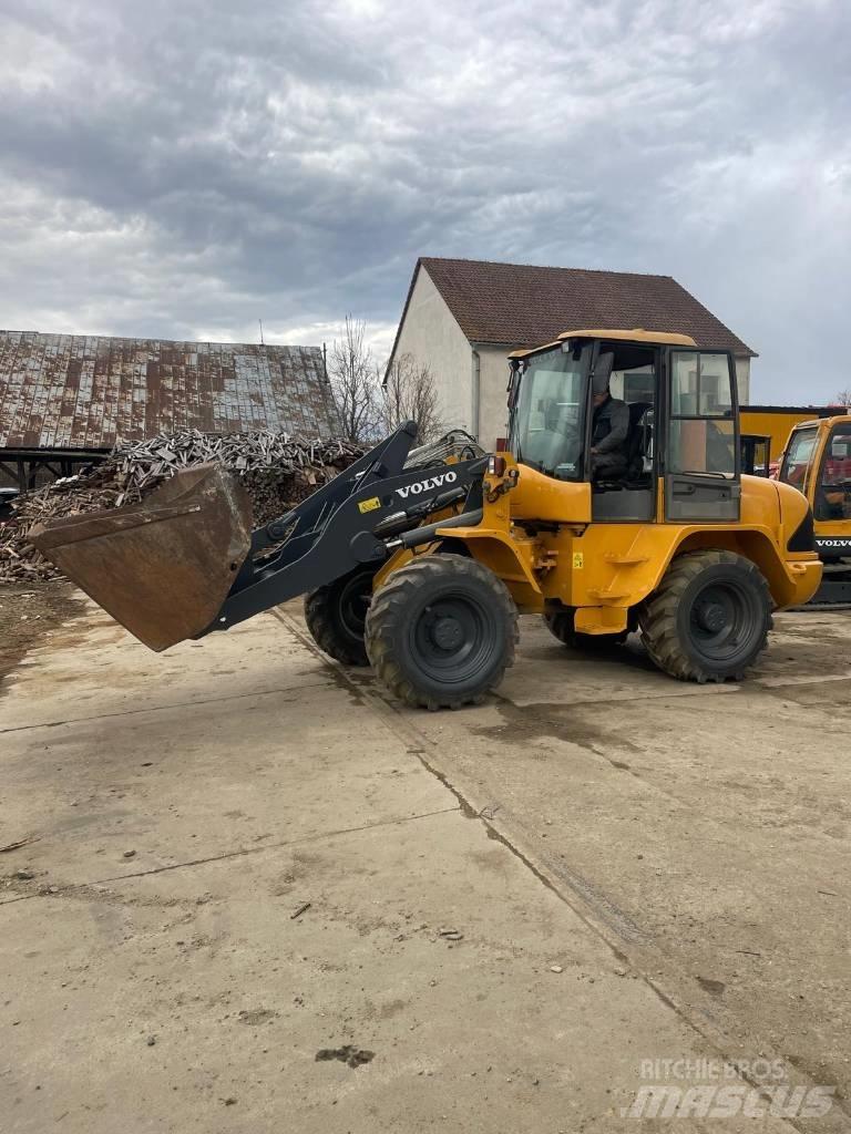Volvo L 40 B 輪胎式裝載機