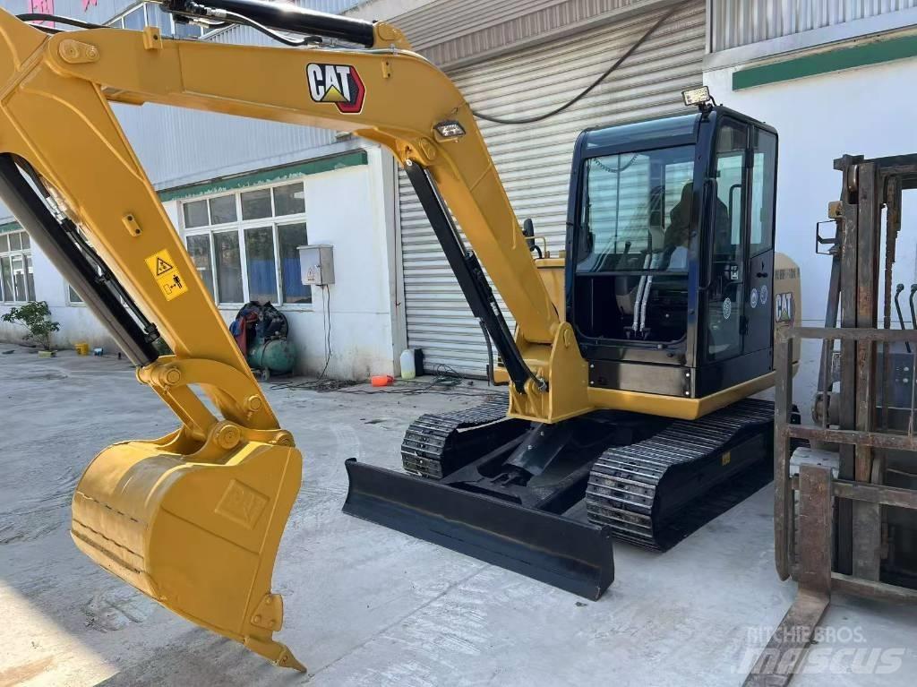 CAT 305.5 小型挖土機/掘鑿機<7t(小型挖掘機)