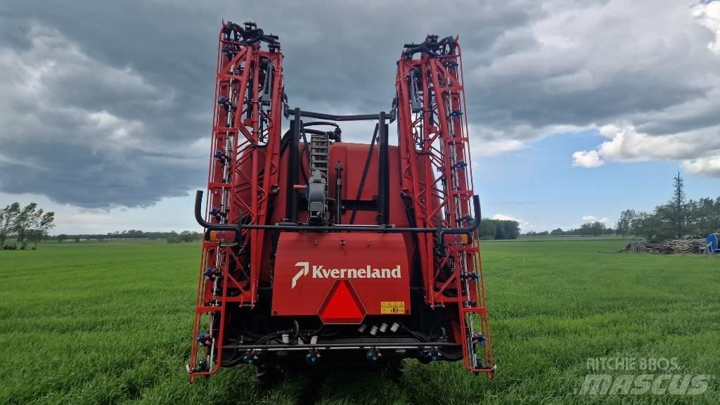 Kverneland B18 承載式噴霧機