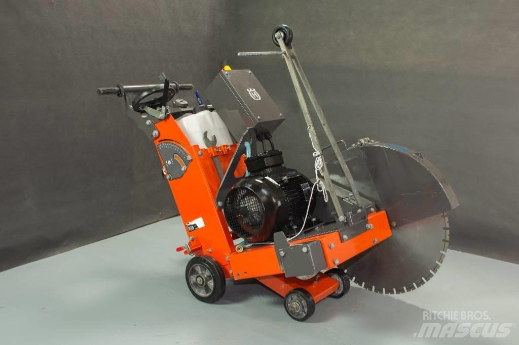 Husqvarna FS600E 岩石和混凝土鋸