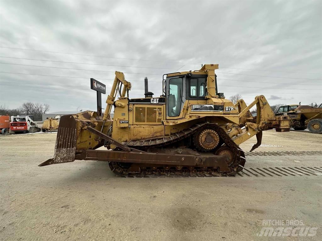 CAT D7R 履帶推土機