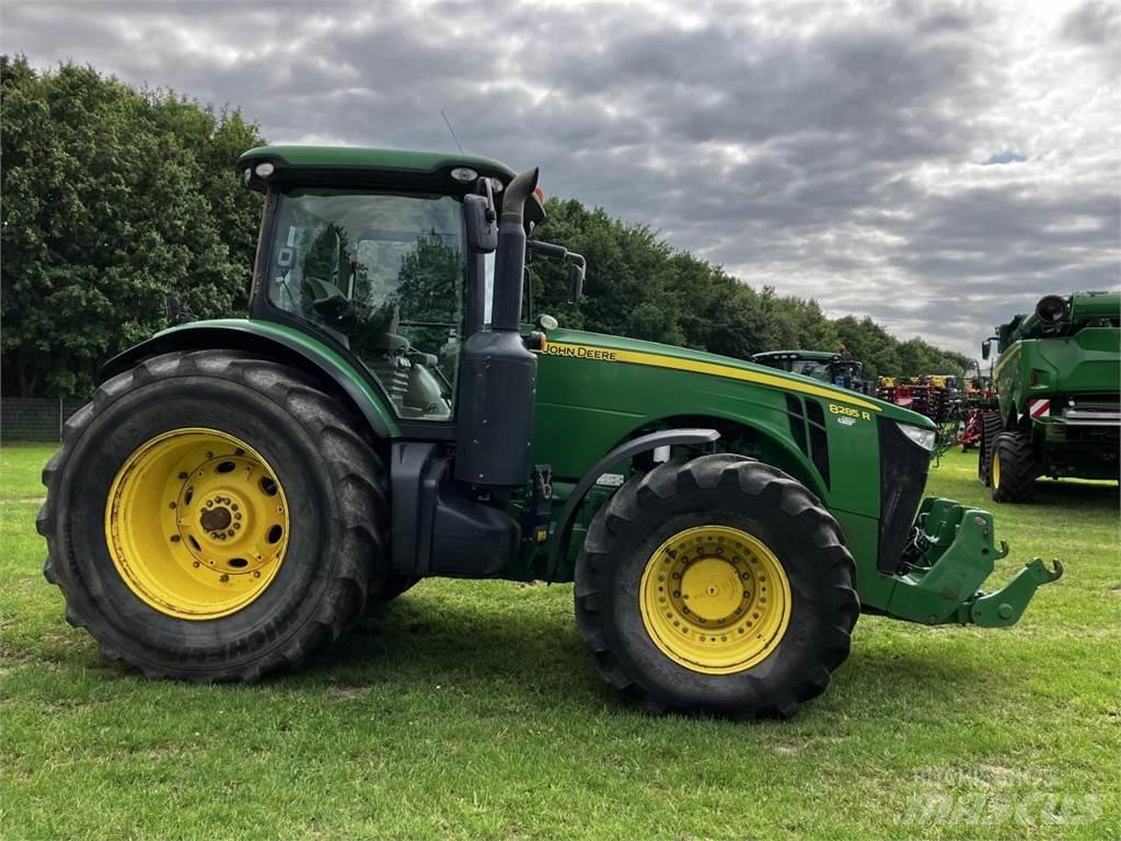 John Deere 8285R 曳引機