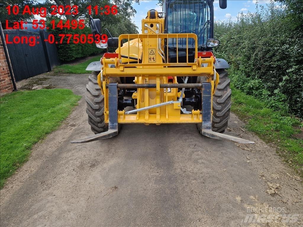 JCB 535-95 伸縮臂操作車