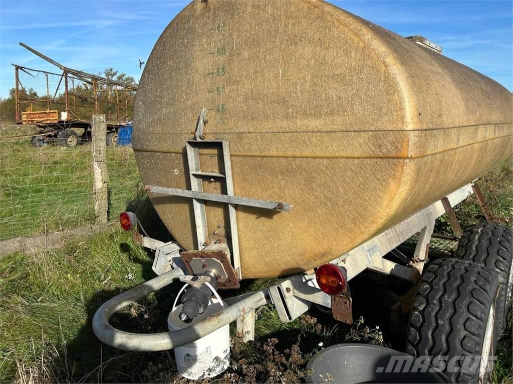 Chemo 310/65 罐體半拖車