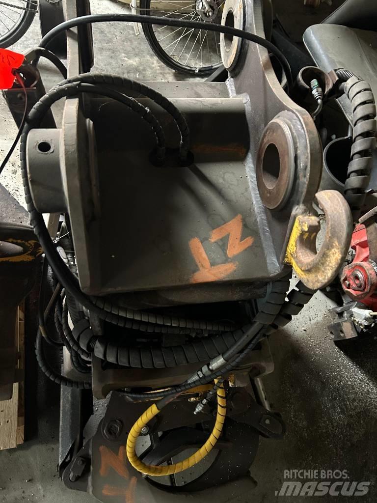 Engcon EC 214 旋轉混合器