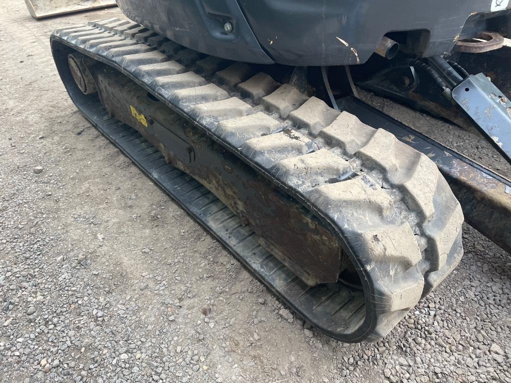 Bobcat E 26 小型挖土機/掘鑿機<7t(小型挖掘機)