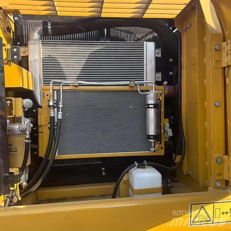 CAT 320 D2L 履帶式 挖土機/掘鑿機/挖掘機