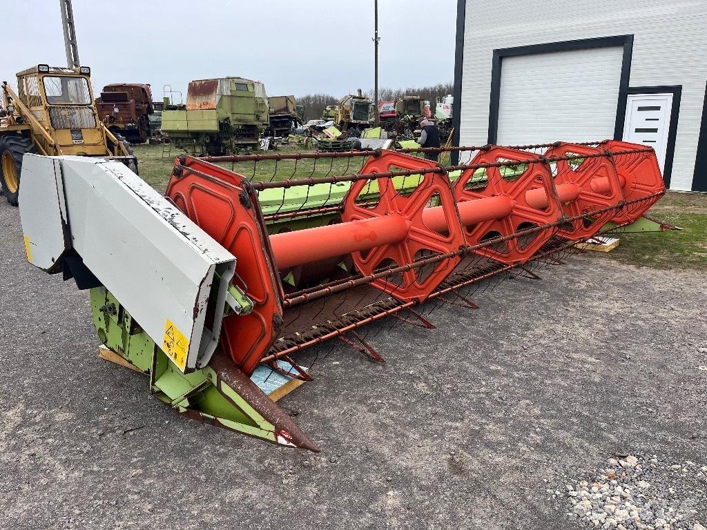 CLAAS C 600 聯合收割機頭