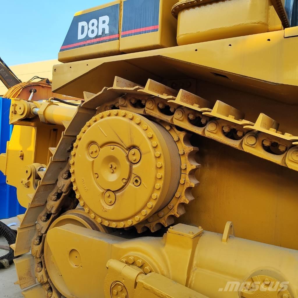 CAT D 8 R 履帶推土機