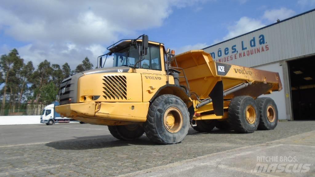 Volvo A 25 E 鉸接式起吊車