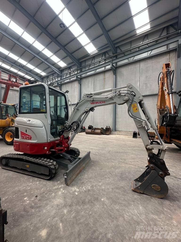 Takeuchi TB 325 R 小型挖土機/掘鑿機<7t(小型挖掘機)
